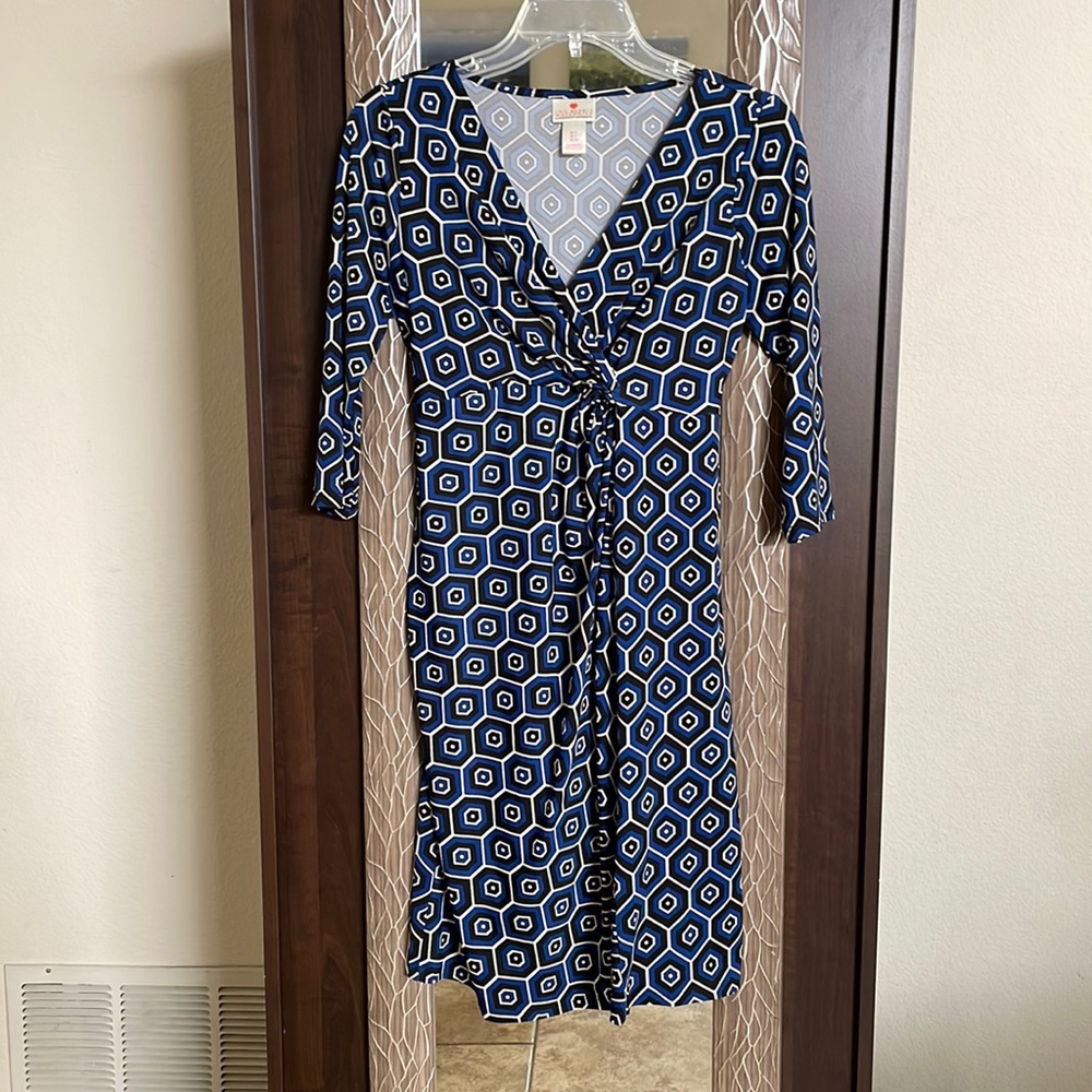 Geometric maternity dress